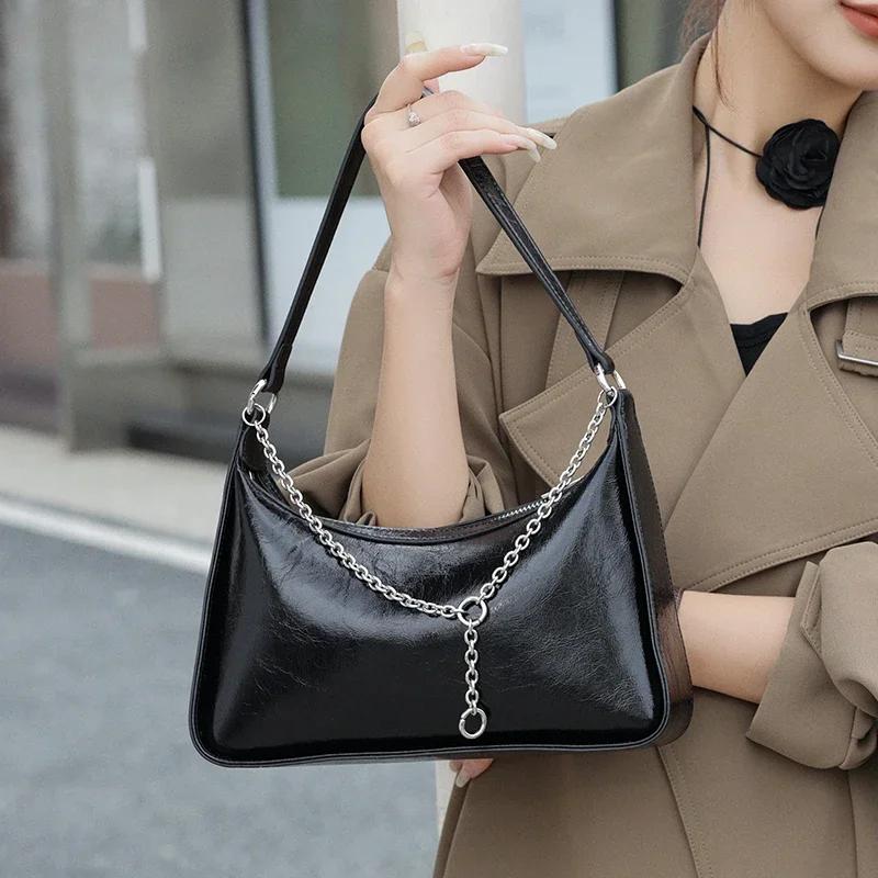 

Genuine Cowhide Leather Women s Crossbody Bag Light Cow Shoulder Soft Leather Bag With Chain Commuter Luxury Bag Accessories 27x6x17cm чорний