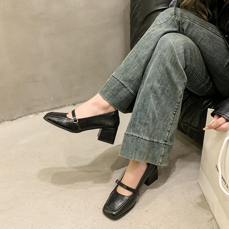 Модные туфли на каблуках для женщин — фото 6