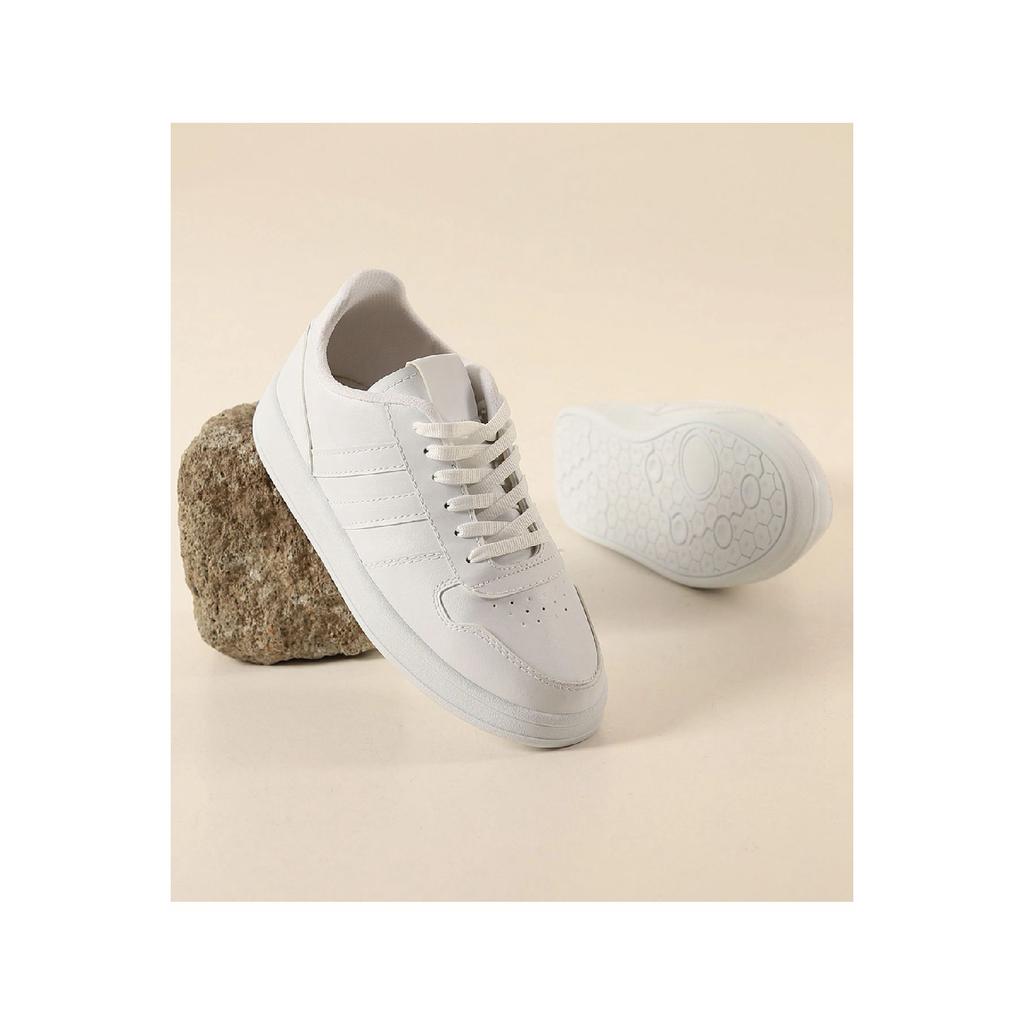Unisex White Sneaker