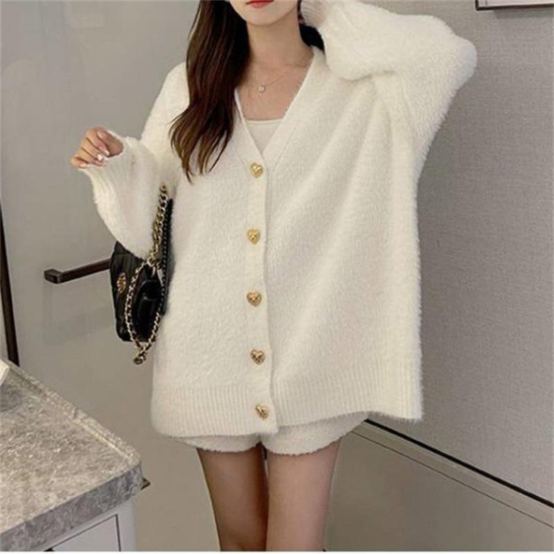 Autumn and winter new soft waxy versatile love buckle knitted cardigan women's fashion loose imitation mink sweater jacket