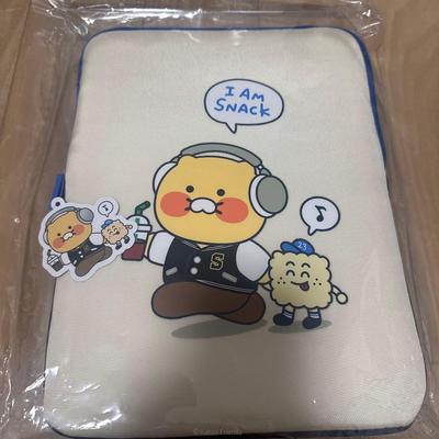 [USED] Kakao Friends Pouch (Kakao Friends Merchandise) Ootb