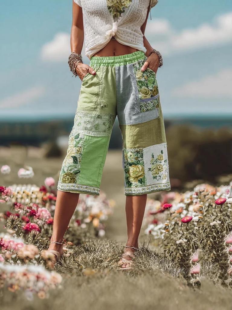 2025 Retro Floral Print Casual Women's 7-Point Pants Shorts