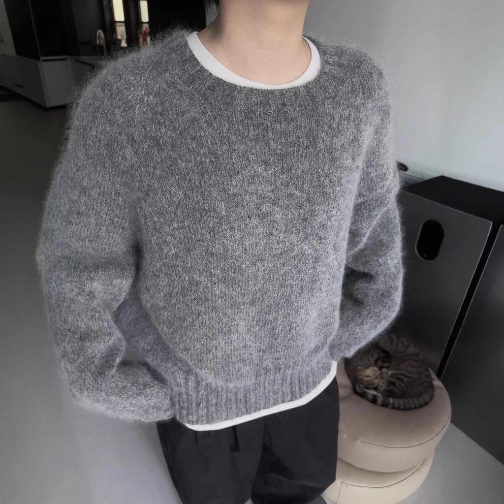 European Style 2026 Autumn/Winter Women's Wool Sweater - Loose, Thick, Round Neck Base Layer