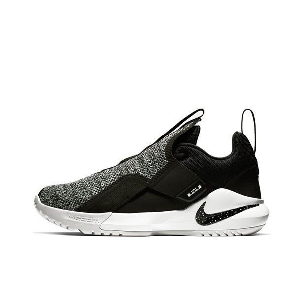 

кроссовки Nike Ambassador 11 Basketball Shoes Men AO2920-003