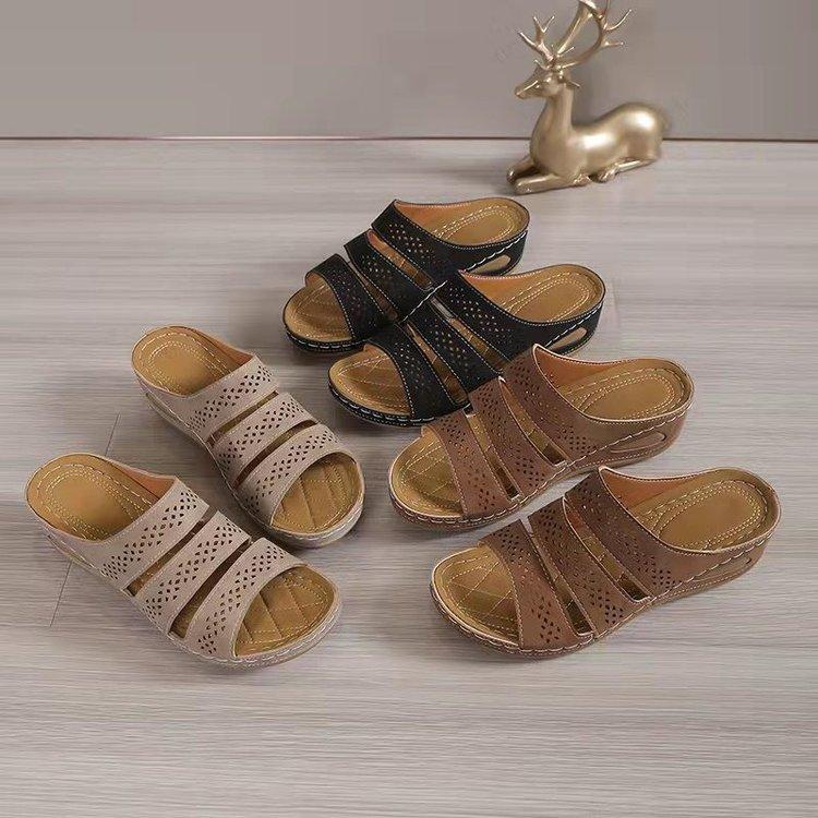 Large size casual sandals women 2025 European and American new flat bottom thick sole one word slope heel woven solid color sandals