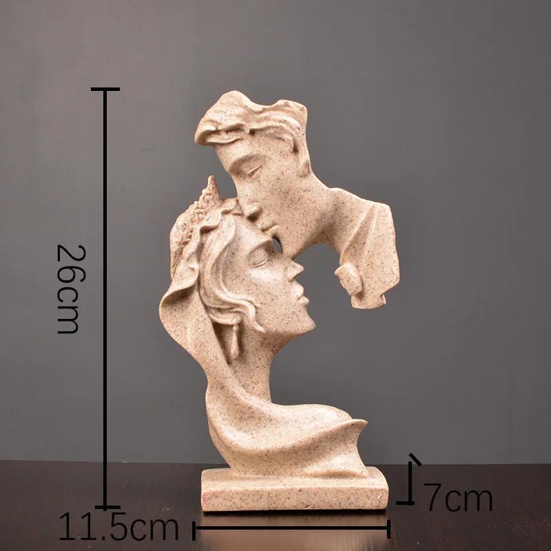 Nordic creative ornaments modern minimalist style character sculpture resin crafts couple kiss wedding gift home decoration
