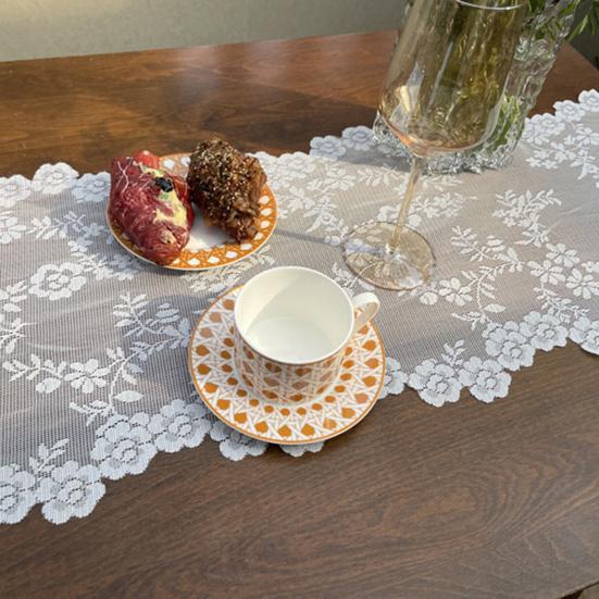 Vintage Lace Table Runner Hollow Flower Pattern Reusable Table Flag for