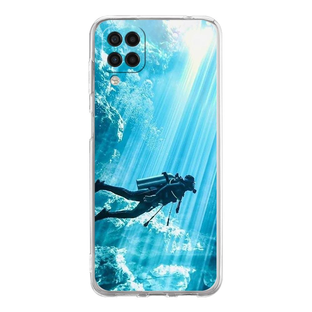 Phone Case For Samsung Galaxy A13 A33 A35 A55 A73 A53 A23 A51 A71 A21S A72 A31 A41 A05s A03S A15 A25 5G Clear Cover Diver Diving