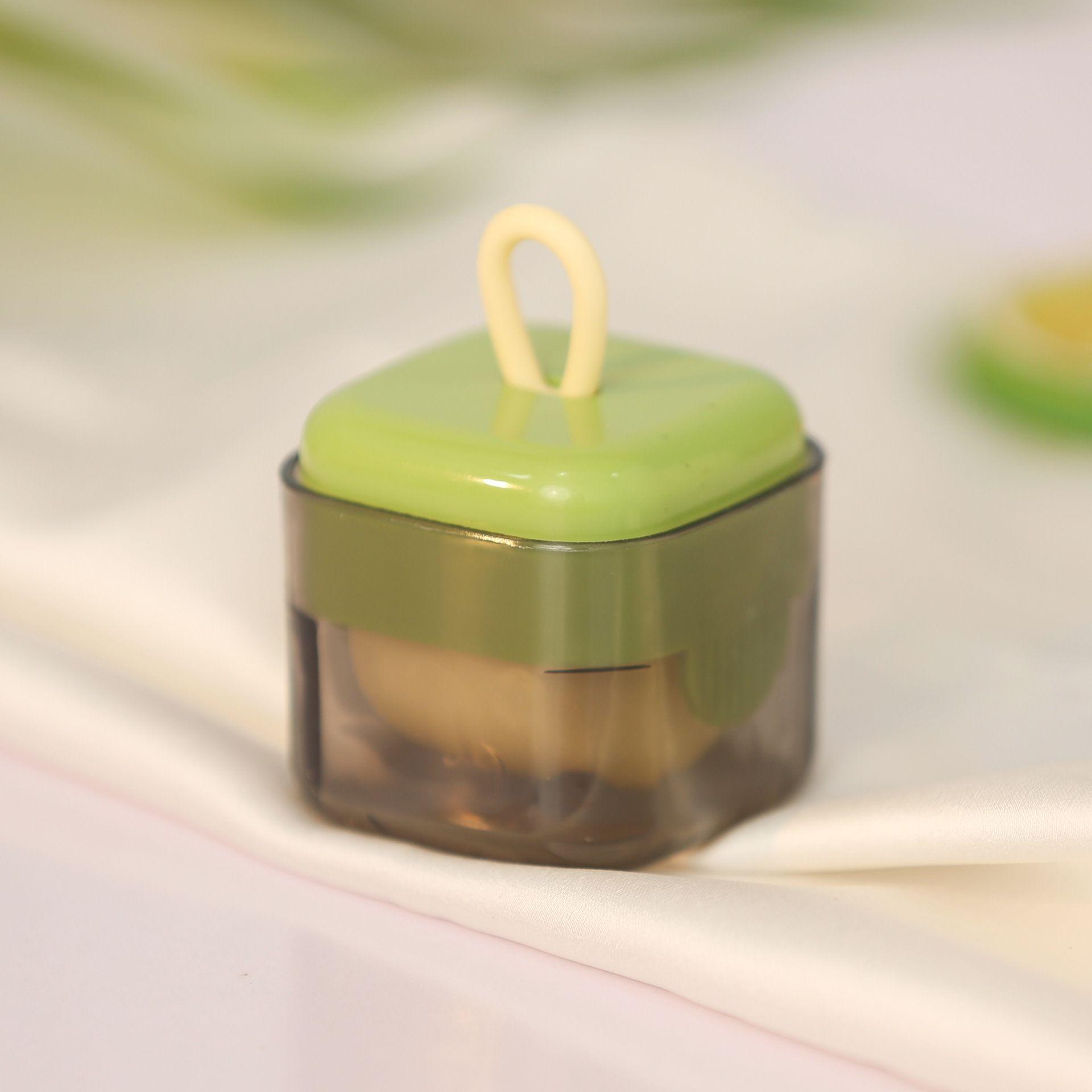 

Портативный многоразовый ролик для удаления ворса Сильный клей Очиститель пыли и шерсти домашних животных для одежды зелёный