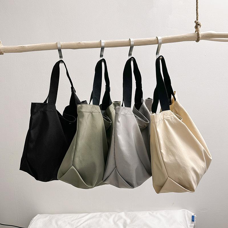 Lazy Wind Canvas Bag Women's 2025 Summer New Casual Versatile Large-capacity Student Commuting Shoulder Handbag