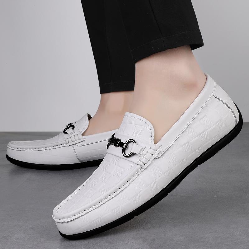 Fashion Designer Men Shoes New Loafers Men's Genuine Leather Slip-on Classic Leather Shoes Soft Sole Comfortable Moccasin Casual Shoes