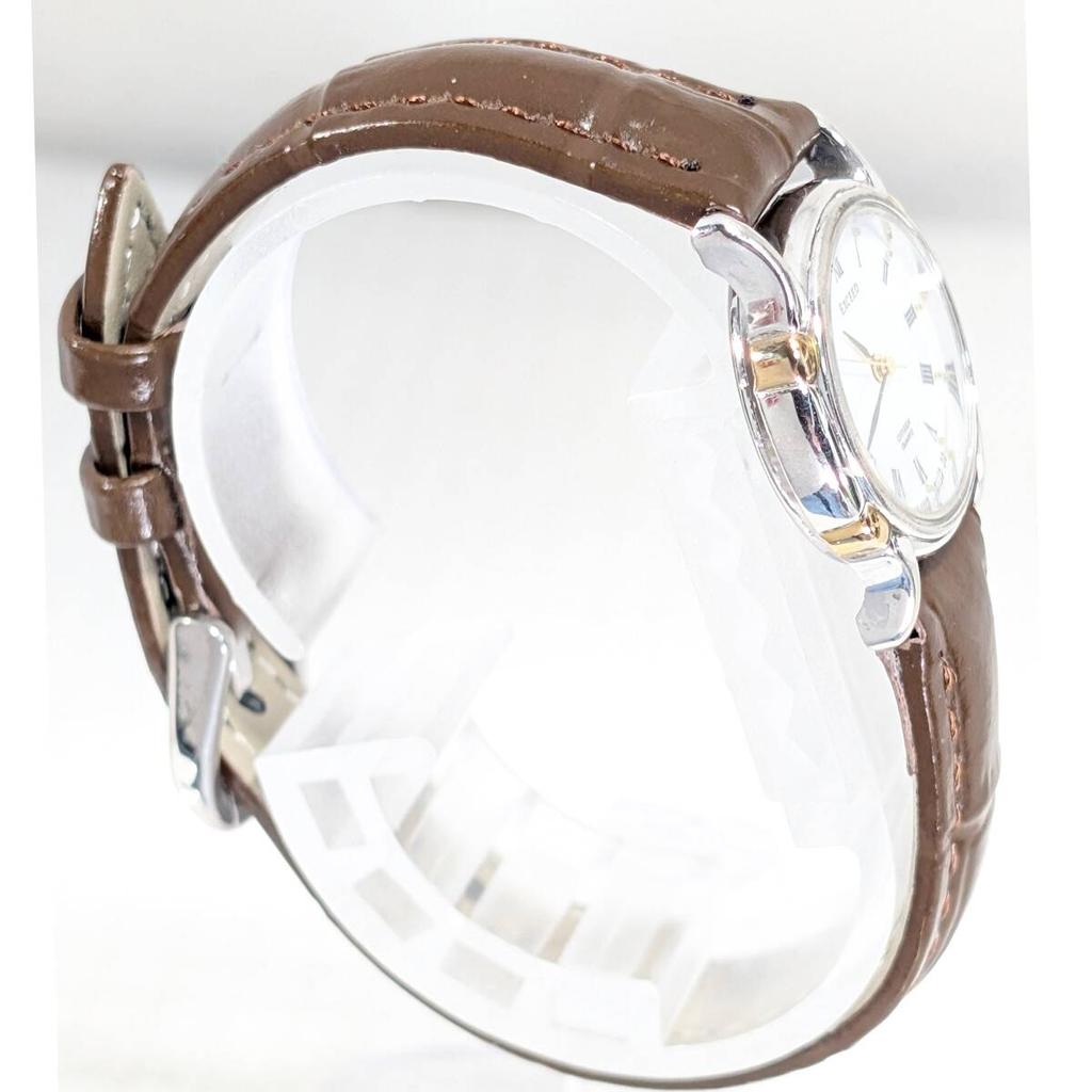 CITIZEN EXCEED Battery and Strap Ladies' Watch, M-13