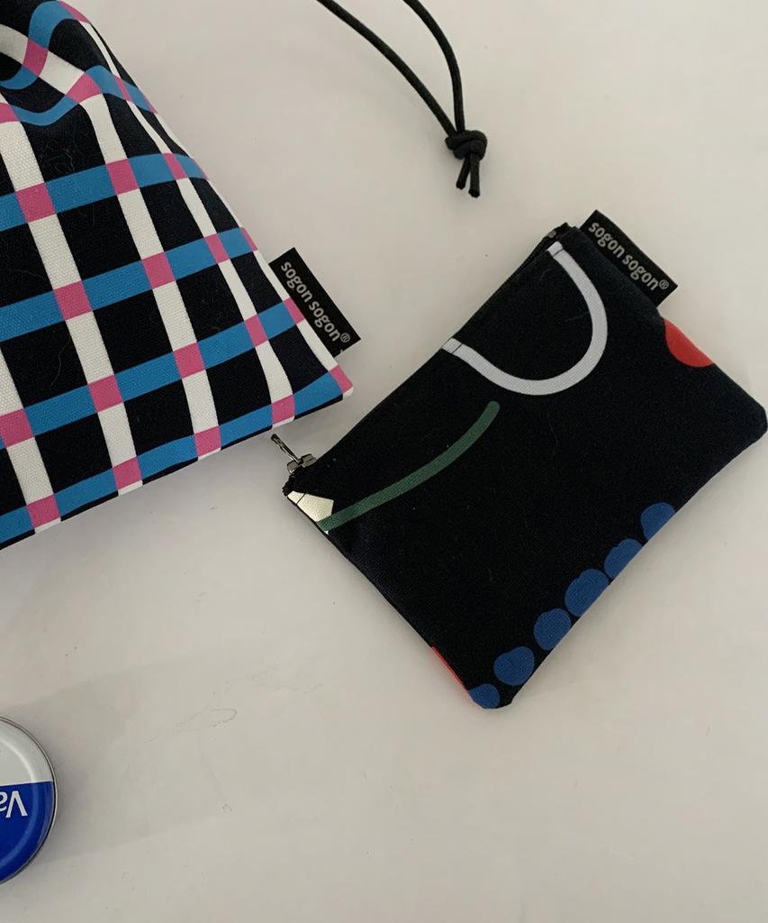 Sogonsogon Playground Black Pouch S