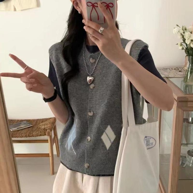 Women's Knitted Vest Spring and Autumn Diamond Grid Knitted Vest Women's Loose Sweater Vest Top