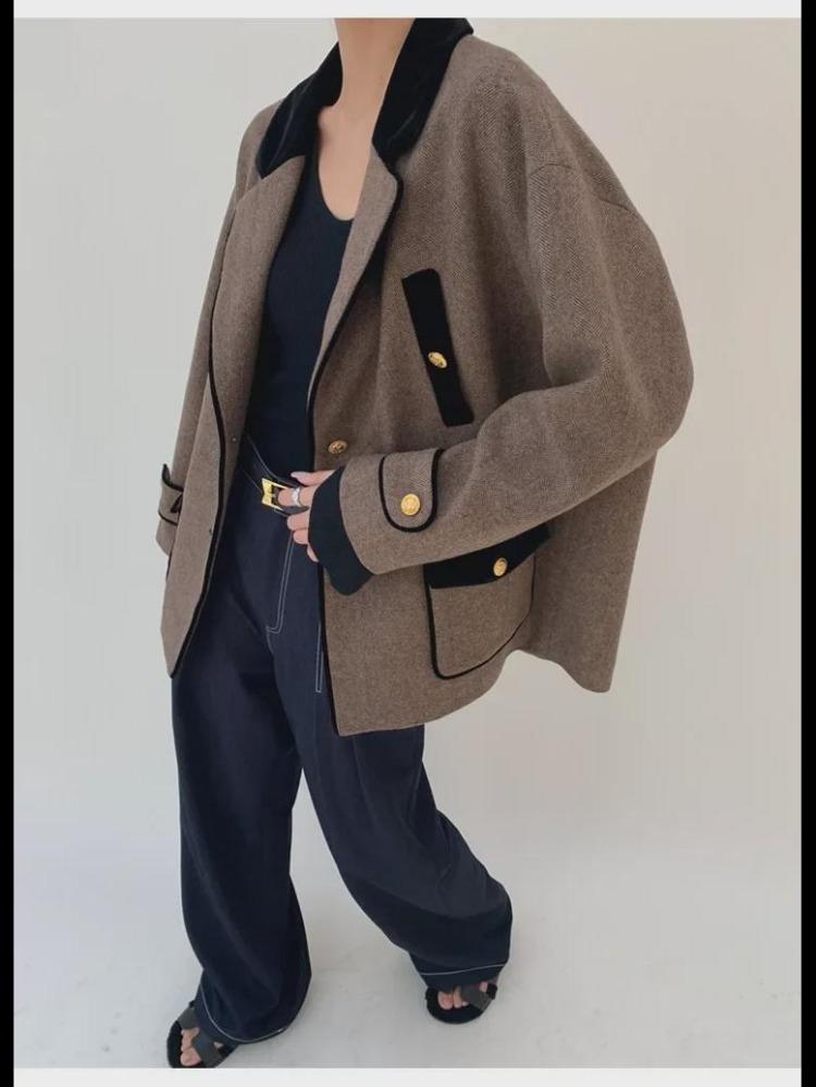 Autumn Winter Fashion Womens Woolen Twill Velvet Jacket Coat with Contrast Stitching