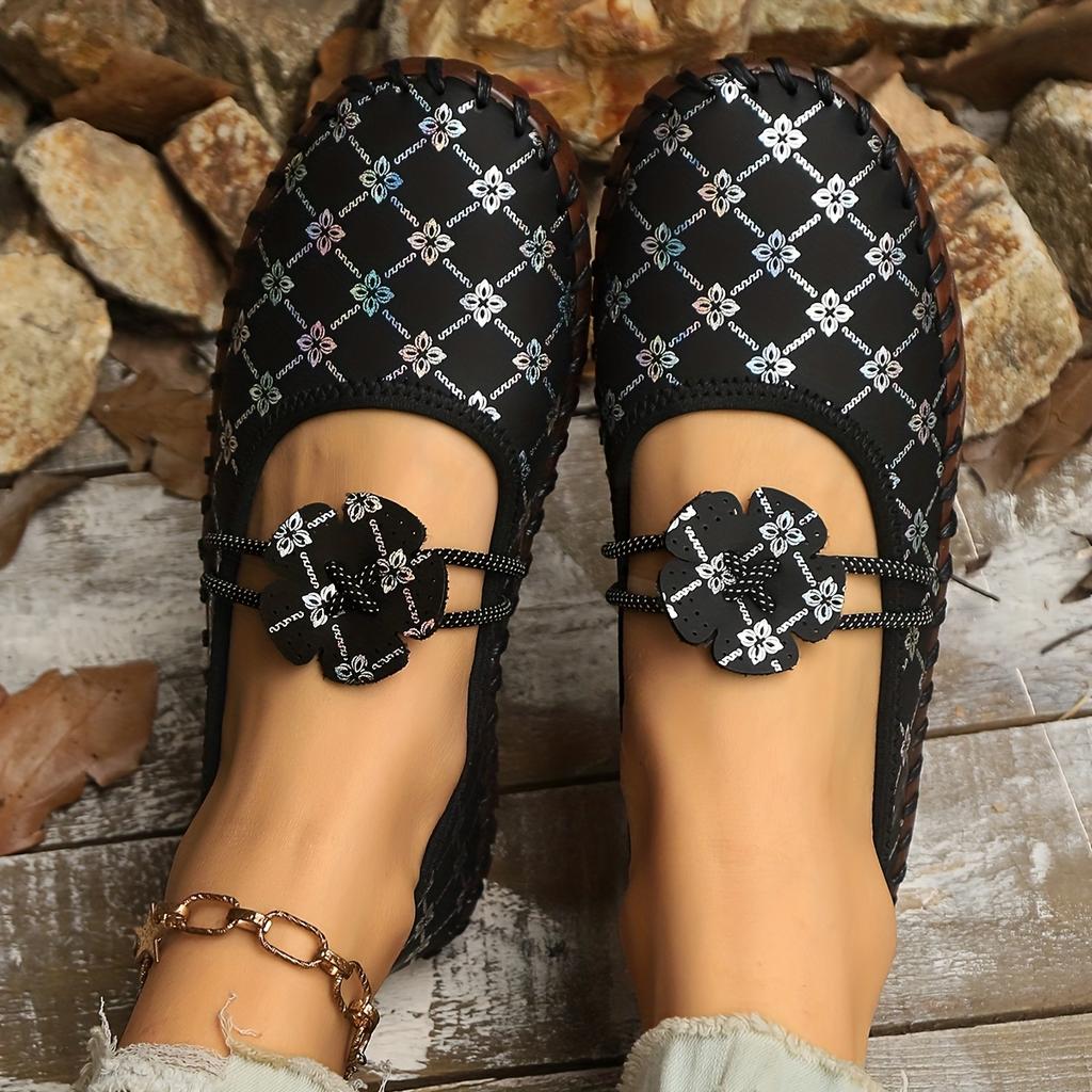 Festive Plaid Bow Flats: Lightweight, Comfortable, And Stylish for All Seasons
