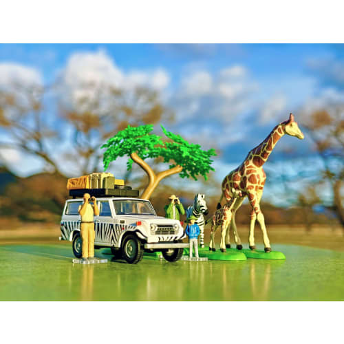 TOMYTEC Kaiyodo x Tomica Limited Vintage DioColle 64 #CarSnap 28a Safari 1 (Includes Toyota Land Cruiser FJ56V) ABS Resin and PVC Figure and Accessori