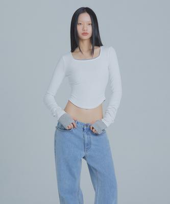 Peulaentigseobiseu Snug Square Neck Long Sleeve - White