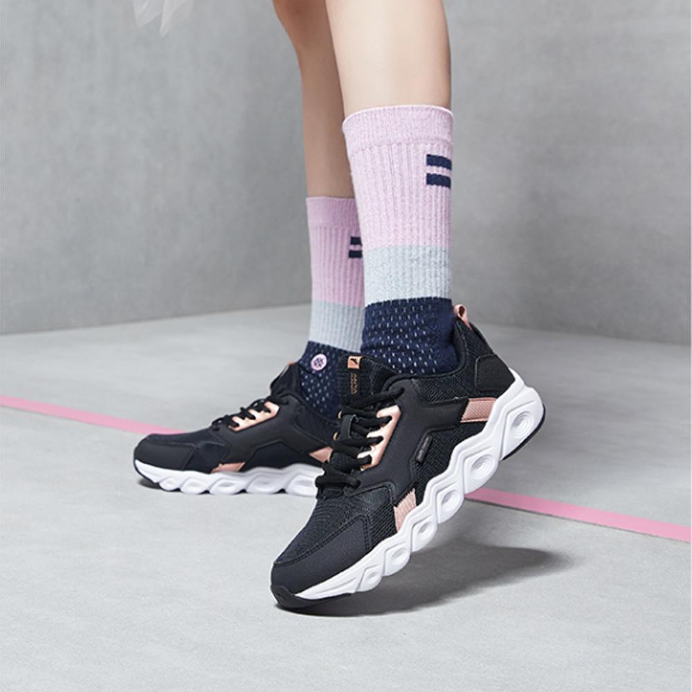 Anta Running Series Versatile Trendy Shock Absorbing Non-Slip Low-Top Sports Running Shoes Women sneaker Black White 121935524R-4