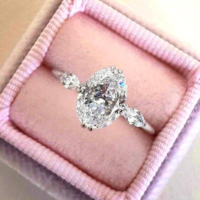 Neue Schlichte und Elegante Brautringe für Hochzeit & Verlobung Eingelegt Großer Zirkonia Gute Qualität Damen Statement Schmuck