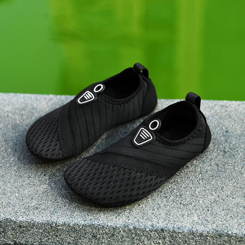 

Пляжная обувь мужская и женская детская для ходьбы по реке плавания мягкая обувь нескользящая и устойчивая к порезам обувь-носки для босой кожи 37 чёрный