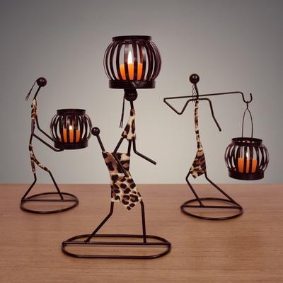 Kreativer Eisen-Kerzenhalter Afrikanische Metall-Kerzenständer Hochzeits-Weihnachts-Dekoration Haus-Tisch Wohnzimmer-Ornamente