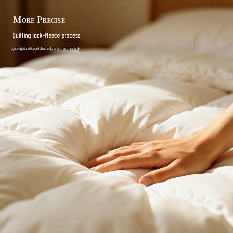 YAYA 90% White Duck Down Quilt