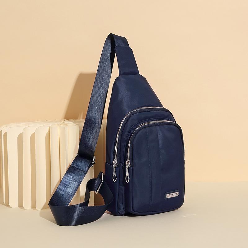 Женская нагрудная сумка — фото 6