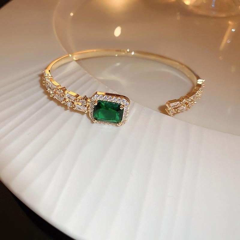 Square zircon emerald open bracelet light luxury temperament personalized bracelet niche versatile high-end jewelry wholesale