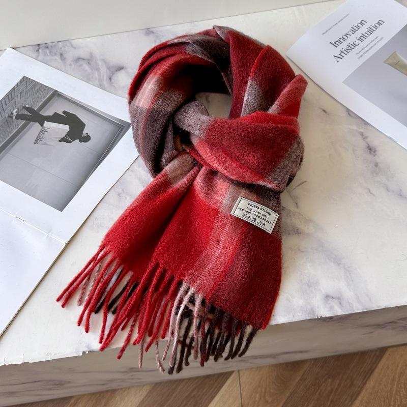 100% Sheep's Wool Scarf, Classic British Style, New Winter Arrival for Men & Women, Warm Neck Warmer