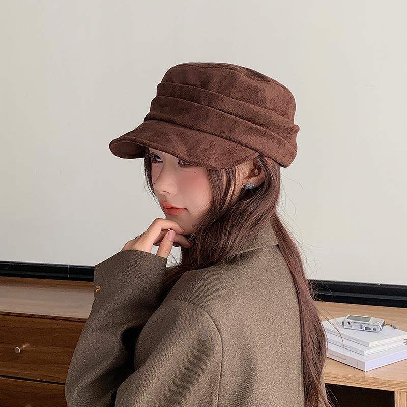 

Women s suede equestrian hat for autumn and winter, Japanese-style vintage newsboy cap with wide brim, versatile flat-top duckbill hat 56-60CM