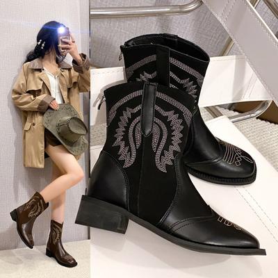 Mode Grandes Tailles Bottes Western Nouvel Automne/Hiver 2024 Bout Carré Vintage Brodé Talon Épais Bottines