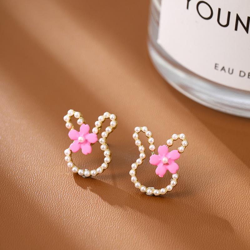 

Korean Sweet Pearl Rabbit & White Flower Silver Stud Earrings