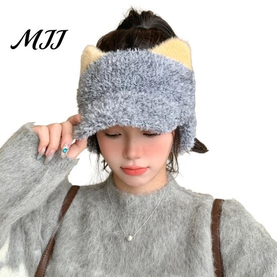 Thoughtful Gift for Besties Winter Visor Cap with Ear Flaps, Plush Beanies Brim, Open Top, Outdoor Sports Headwear Cute Cat Ears Warm Ponytail