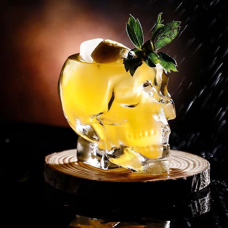 3 Pcs Skull Head Cocktail Glasses Personalized Bar Glassware Mixed Wine Drink Glass Creative Smoothie Fruit Juice Cup Coffee Mug