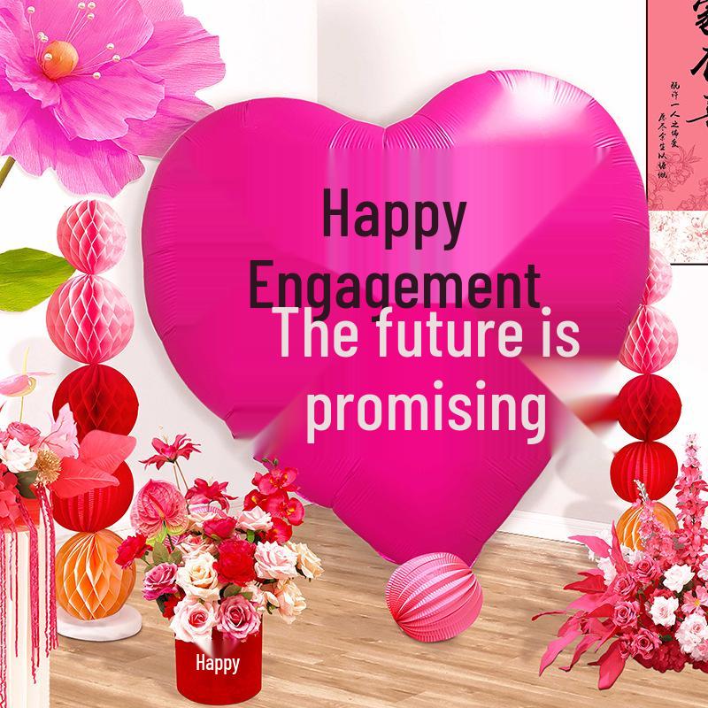 Xiaohongshu Qixi Festival Giant Heart Proposal Balloons - City Check-in Landmark Decorations