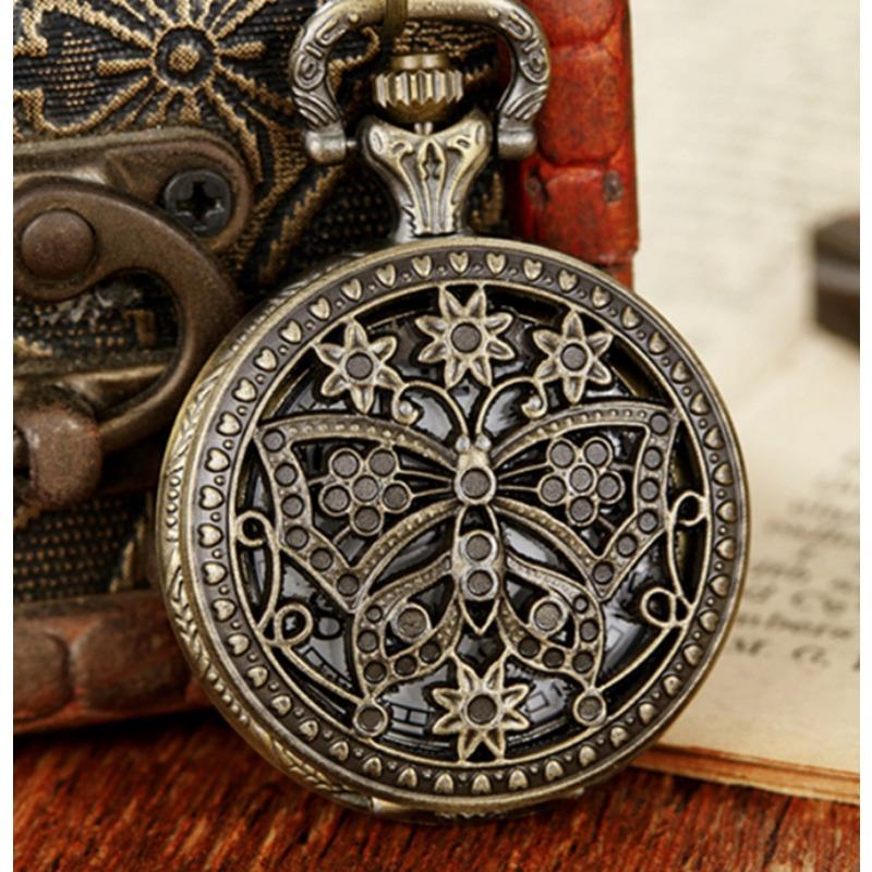 Exquisite Bronze Pocket Watch with Small Heart-shaped Spider Web Shell Watch Necklace, Small Pocket Watch, Gift Pocket Watch Pendant Pocket Watch