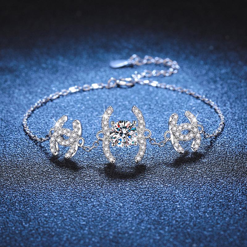 

S925 Sterling Silver Moissanite Bracelet for Women - 1 Carat D Color, High-End Fragrance Design 6.5mm High Carbon Stone