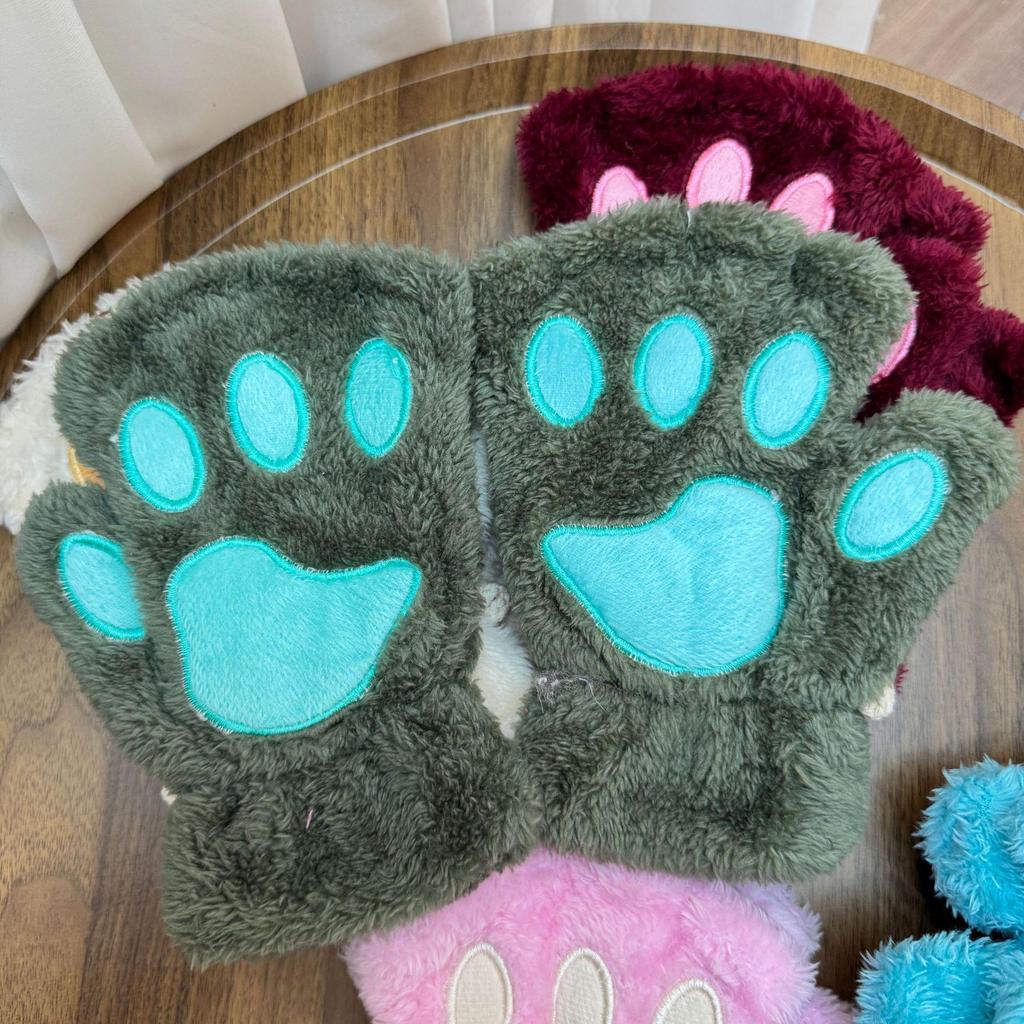 Women's Cute Cat & Bear Paw Fingerless Fleece Gloves
