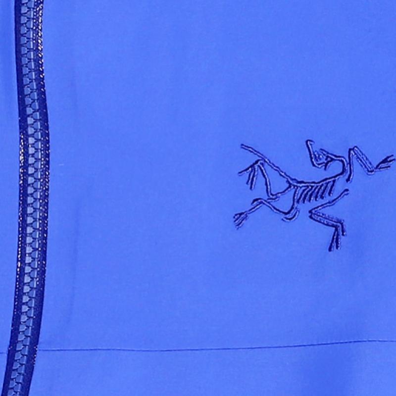 Arc Teryx Men S Beta Sl Hooded Wind Jacket  Blue  X000009684