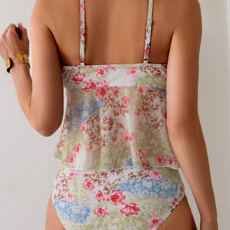 Fashionable Ladies Bikini Swimsuit With Polyester Fabric For Beach Water Sports