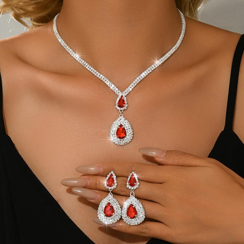 New Simple and Elegant Necklace Earrings Two Piece Set for Bridal Wedding Dress Banquet Hundred Matching Accessories