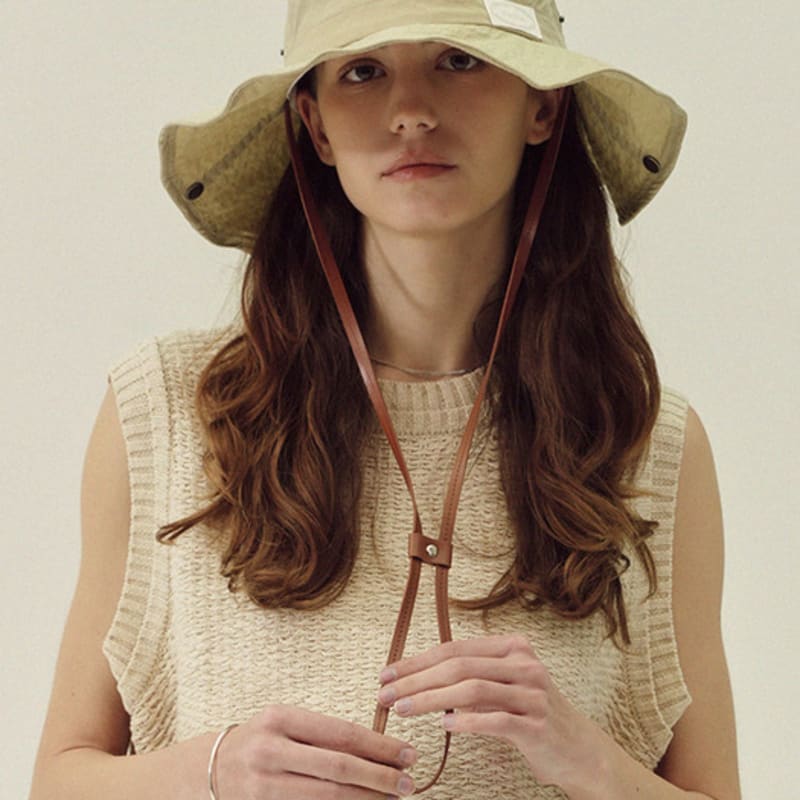 Marchen Leather Strap Safari Bucket Hat_5color