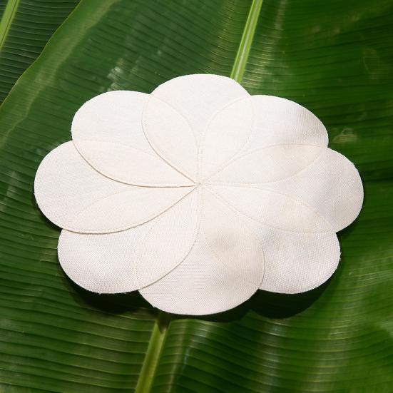 Yousheng Placemat Thermal Insulation Anti-Slip Scratch-Resistant Table Mat Petal Shape Imitation Linen Dinner Mat for Dining Room