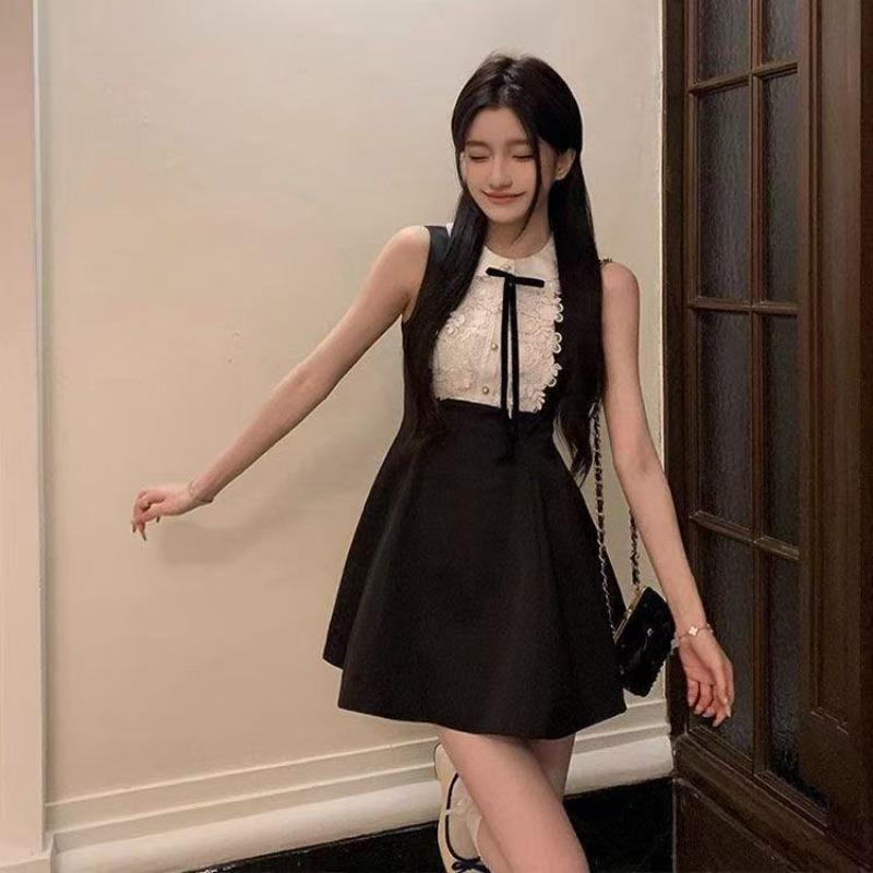 College Style Sleeveless Dress White Lace Peter Pan Collar Black A Line Short Dress with Bow Decoration Suitable for Campus and Everyday Leisure Wear
