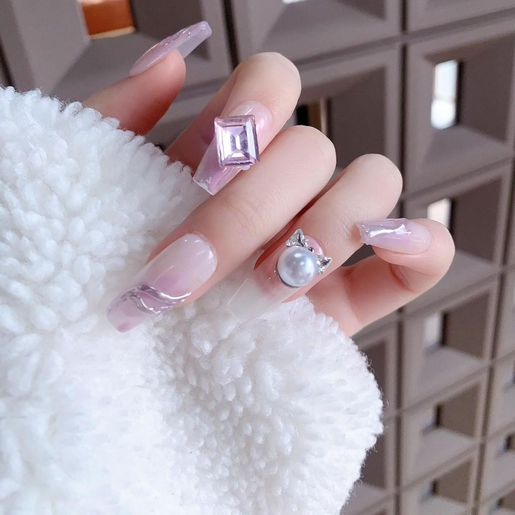 Exquisite Handcrafted Pink Crystal Nail Art Set With Simple And Elegant Design XS