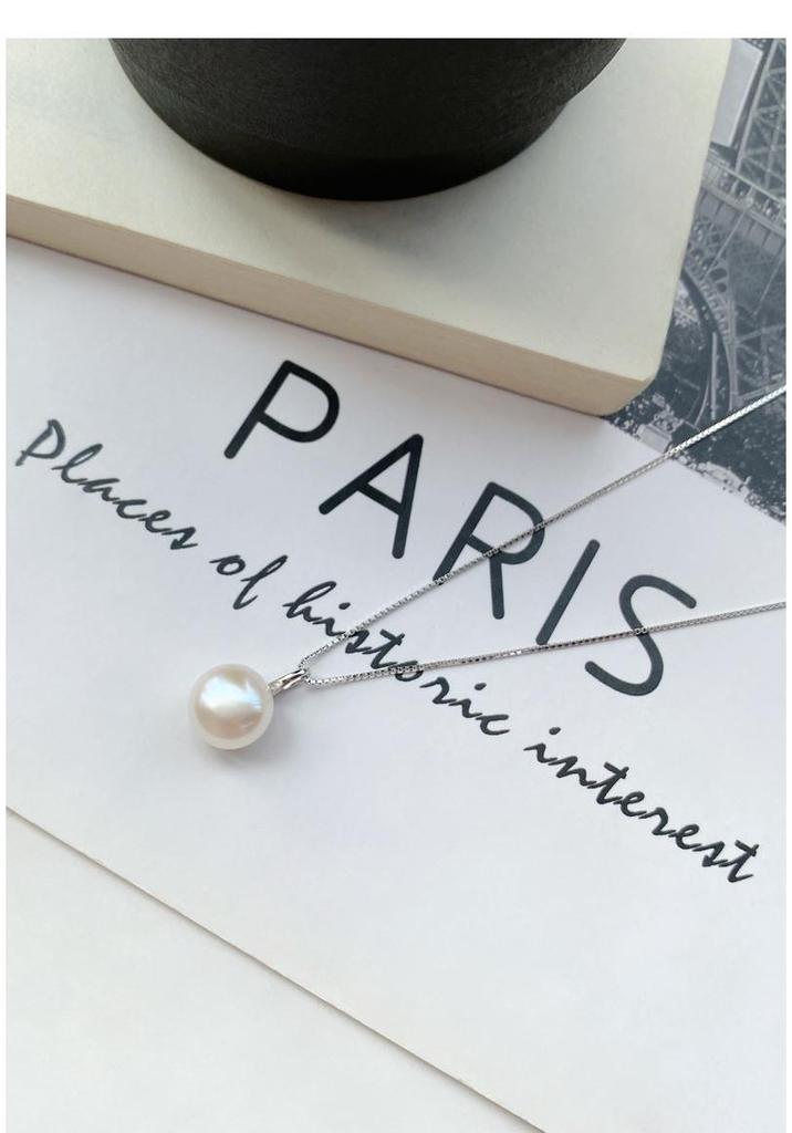 Sterling Silver Freshwater Pearl Necklace - Elegant, Versatile, and Fashionable Women's Jewelry