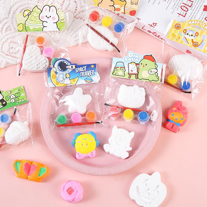 

Children s Paint-Your-Own Doll Toy – Perfect for Christmas, Birthday Gifts, or Kindergarten Prizes & Rewards