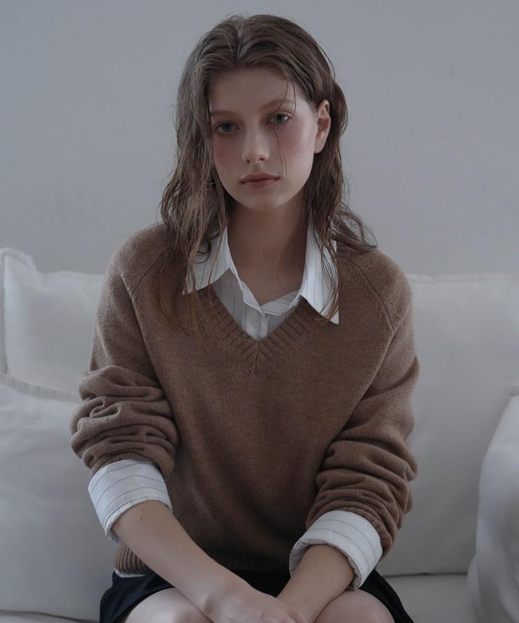 DEHEVE Wool V-Neck Knit [Beige]