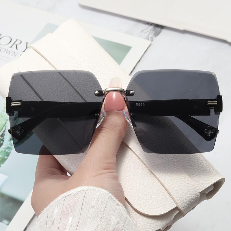 

Винтажные квадратные солнцезащитные очки большого размера, женские элитные брендовые женские солнцезащитные очки в большой оправе, черные модные женские очки с градиентом
